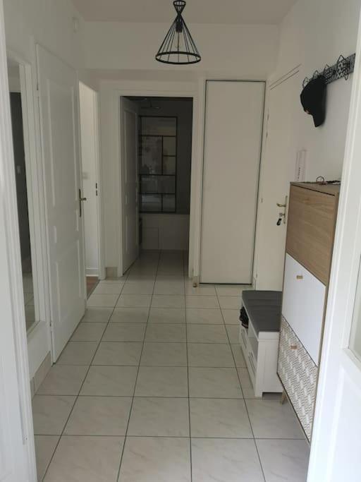 Appartement Centre Avec Balcon Parking Prive Orléans Exterior foto